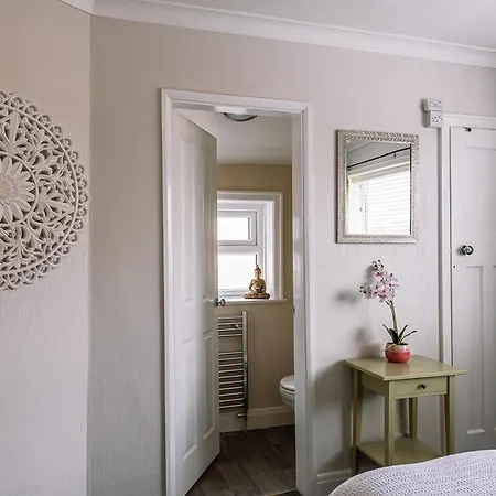 Smiley 3 Bedrooms Sleeps 6 To 8 Prázdninový dům Filey
